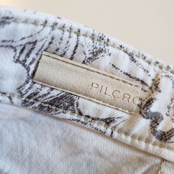 Pilco Floral Denim Shorts Sz 28 - Picture 4 of 8